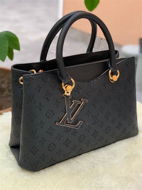 louis vuitton sacs de luxe.